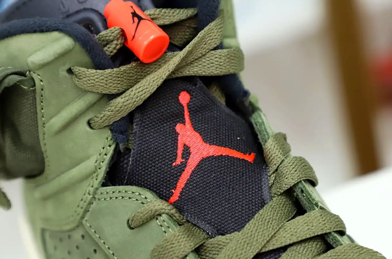 JORDAN 6 SCOTT AIR 'OLIVE' TRAVIS RETRO X 0403